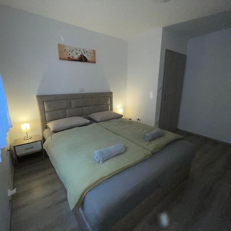 Apartma Dzana Zaga Kültér fotó